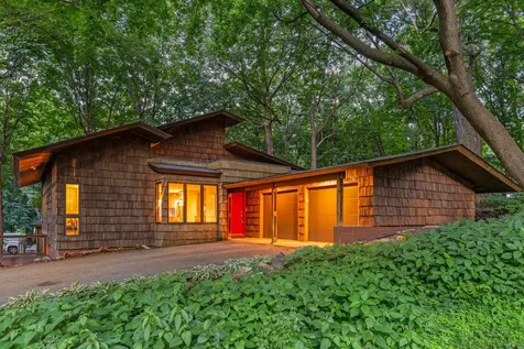 27665 Island View Road Excelsior MN 55331