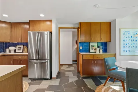27665 Island View Road Excelsior MN 55331