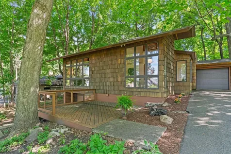 27665 Island View Road Excelsior MN 55331