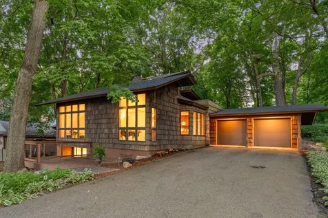 27665 Island View Road Excelsior MN 55331
