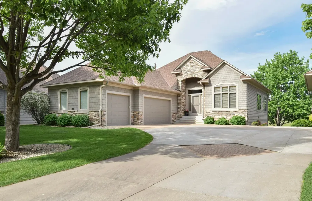 2355 Lehman Lane NE Blaine MN 55449