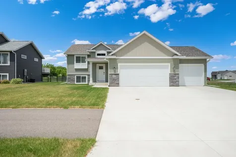 1805 12th Avenue NE Austin MN 55912
