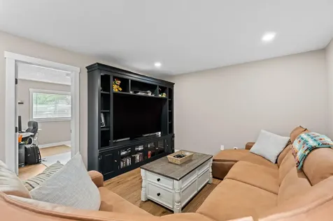 1805 12th Avenue NE Austin MN 55912