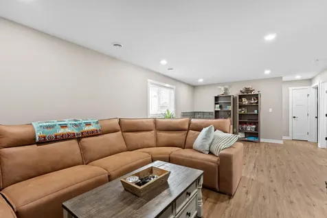 1805 12th Avenue NE Austin MN 55912