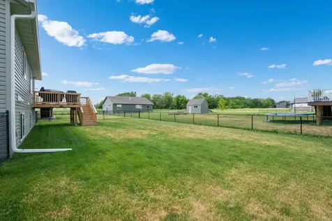 1805 12th Avenue NE Austin MN 55912