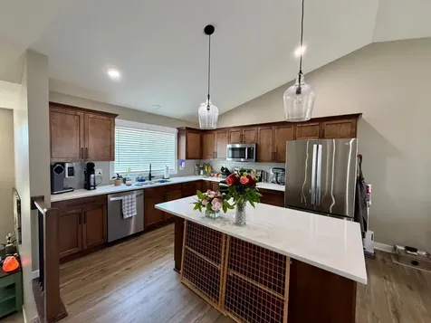 1805 12th Avenue NE Austin MN 55912