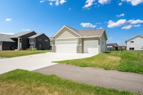 1805 12th Avenue NE Austin MN 55912