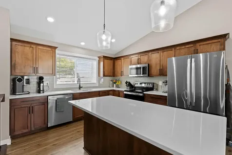 1805 12th Avenue NE Austin MN 55912
