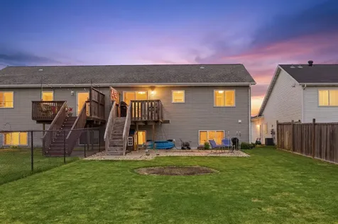 1551 34th Avenue S Moorhead MN 56560