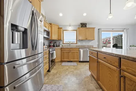 1551 34th Avenue S Moorhead MN 56560