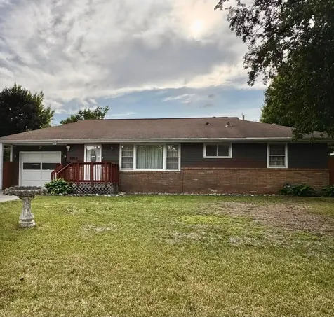 5913 Colfax Avenue N Brooklyn Center MN 55430