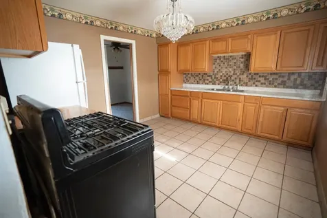 5913 Colfax Avenue N Brooklyn Center MN 55430
