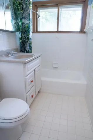 5913 Colfax Avenue N Brooklyn Center MN 55430