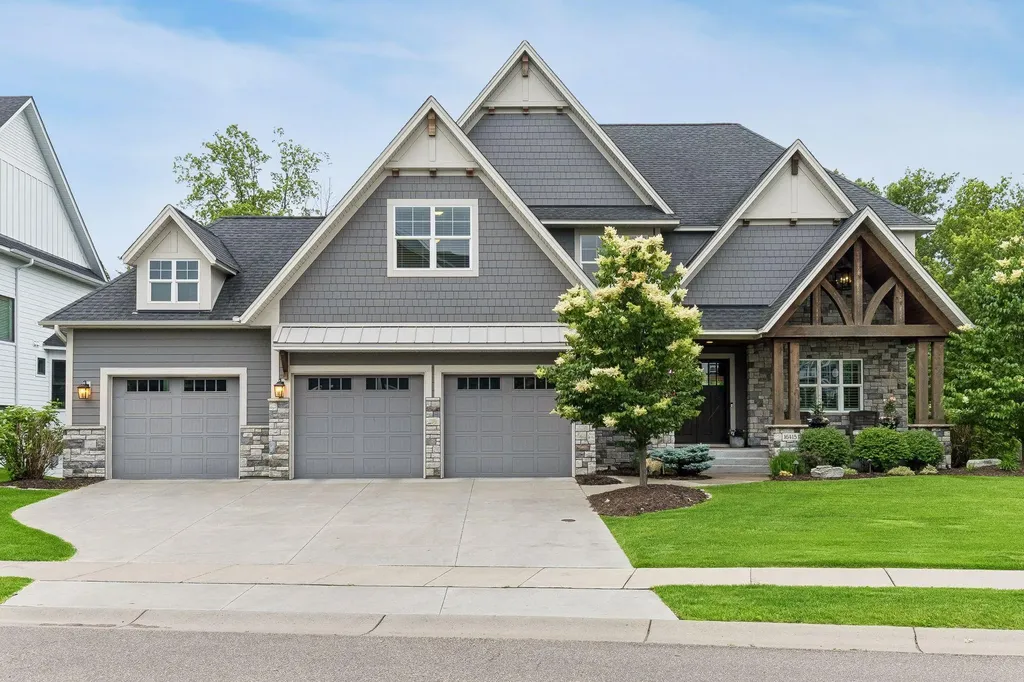 16415 56th Avenue N Plymouth MN 55446