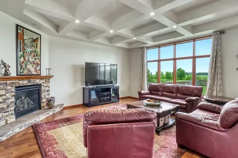 3969 85th Avenue N Moorhead MN 56560