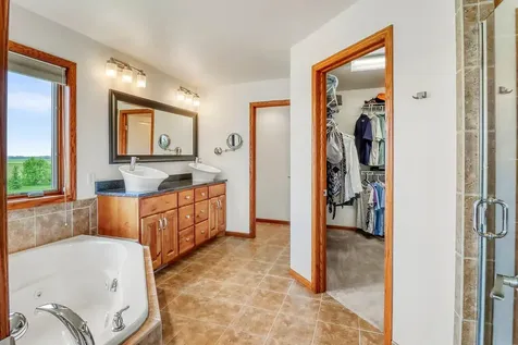 3969 85th Avenue N Moorhead MN 56560