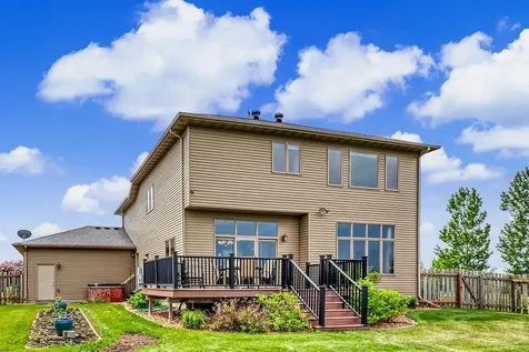 3969 85th Avenue N Moorhead MN 56560