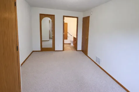 913 Richland Avenue SW Willmar MN 56201