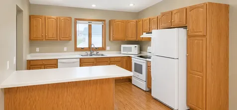 913 Richland Avenue SW Willmar MN 56201