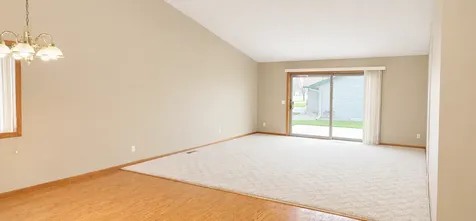 913 Richland Avenue SW Willmar MN 56201