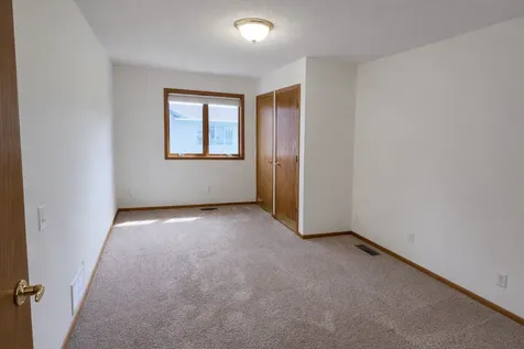 913 Richland Avenue SW Willmar MN 56201