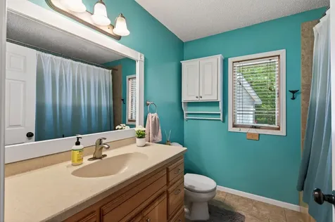 5283 332nd Lane NW Cambridge MN 55008