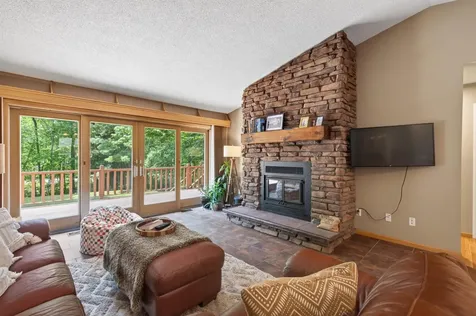 5283 332nd Lane NW Cambridge MN 55008