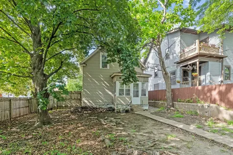 1062 Minnehaha Avenue E Saint Paul MN 55106