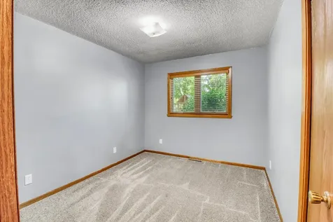 2206 Chancery Street S Moorhead MN 56560