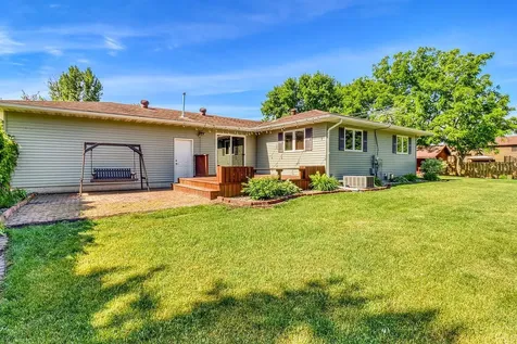 2206 Chancery Street S Moorhead MN 56560