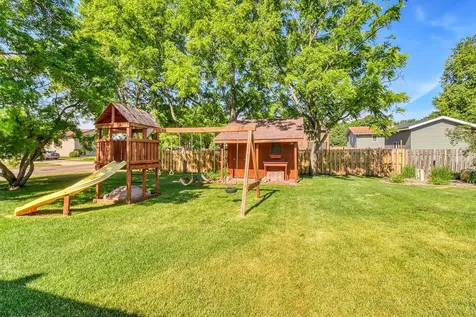 2206 Chancery Street S Moorhead MN 56560