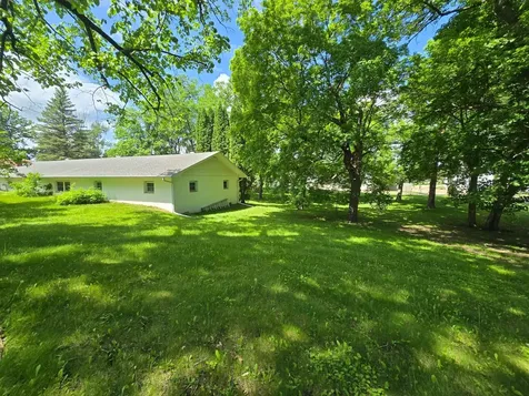321 E Scharf Avenue Vergas MN 56587