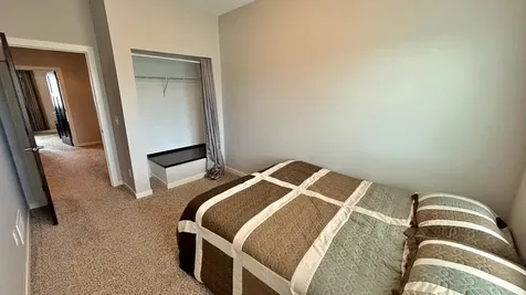 2157 Rolling Green Lane North Mankato MN 56003