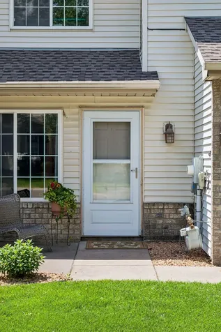 7943 Forest Boulevard Woodbury MN 55125