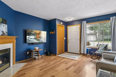 7943 Forest Boulevard Woodbury MN 55125