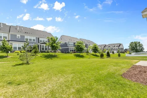 10118 Arrowwood Trail Woodbury MN 55129