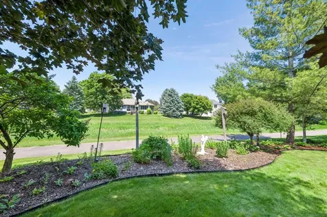 612 Butler Drive Belle Plaine MN 56011