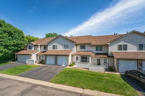 2775 W Ranchview Lane N Plymouth MN 55447