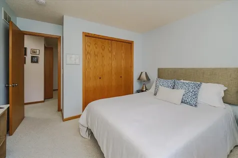 2775 W Ranchview Lane N Plymouth MN 55447