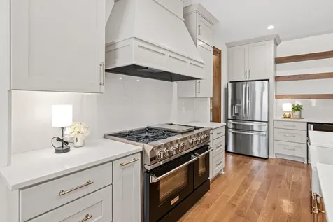 609 Callahan Place Mendota Heights MN 55118