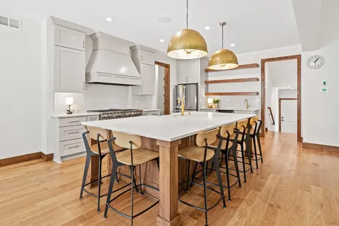 609 Callahan Place Mendota Heights MN 55118