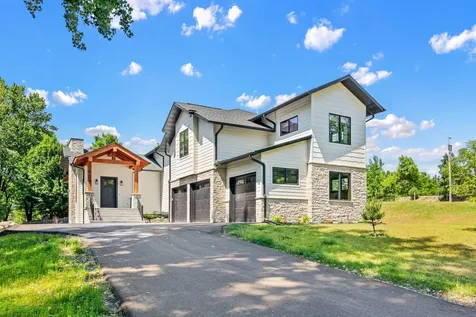609 Callahan Place Mendota Heights MN 55118