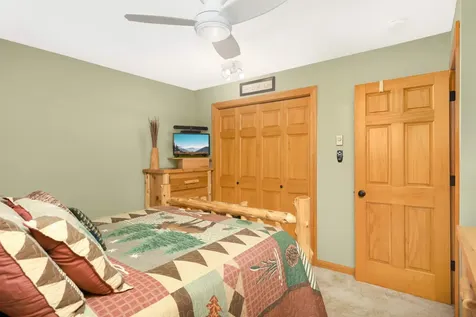 27985 Lakelawn Drive Lindstrom MN 55045