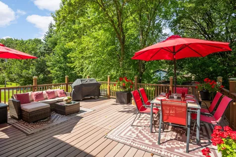 27985 Lakelawn Drive Lindstrom MN 55045