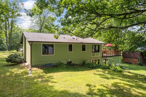 27985 Lakelawn Drive Lindstrom MN 55045