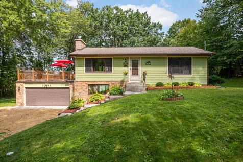 27985 Lakelawn Drive Lindstrom MN 55045