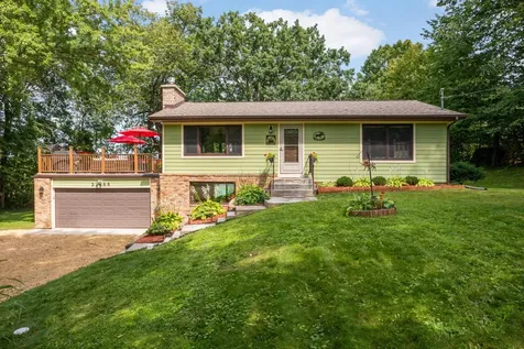 27985 Lakelawn Drive Lindstrom MN 55045