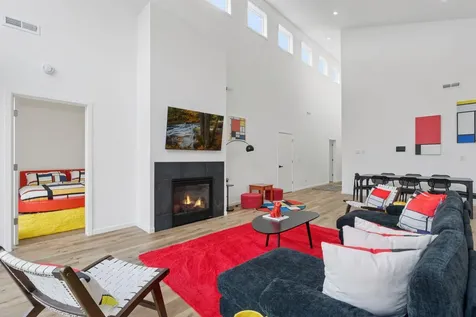 1013 Gardner Street Wayzata MN 55391