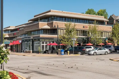 1013 Gardner Street Wayzata MN 55391