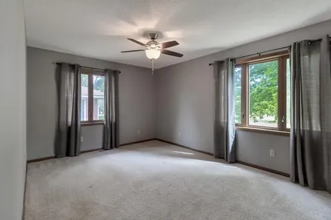 519 4th Street SW Madelia MN 56062
